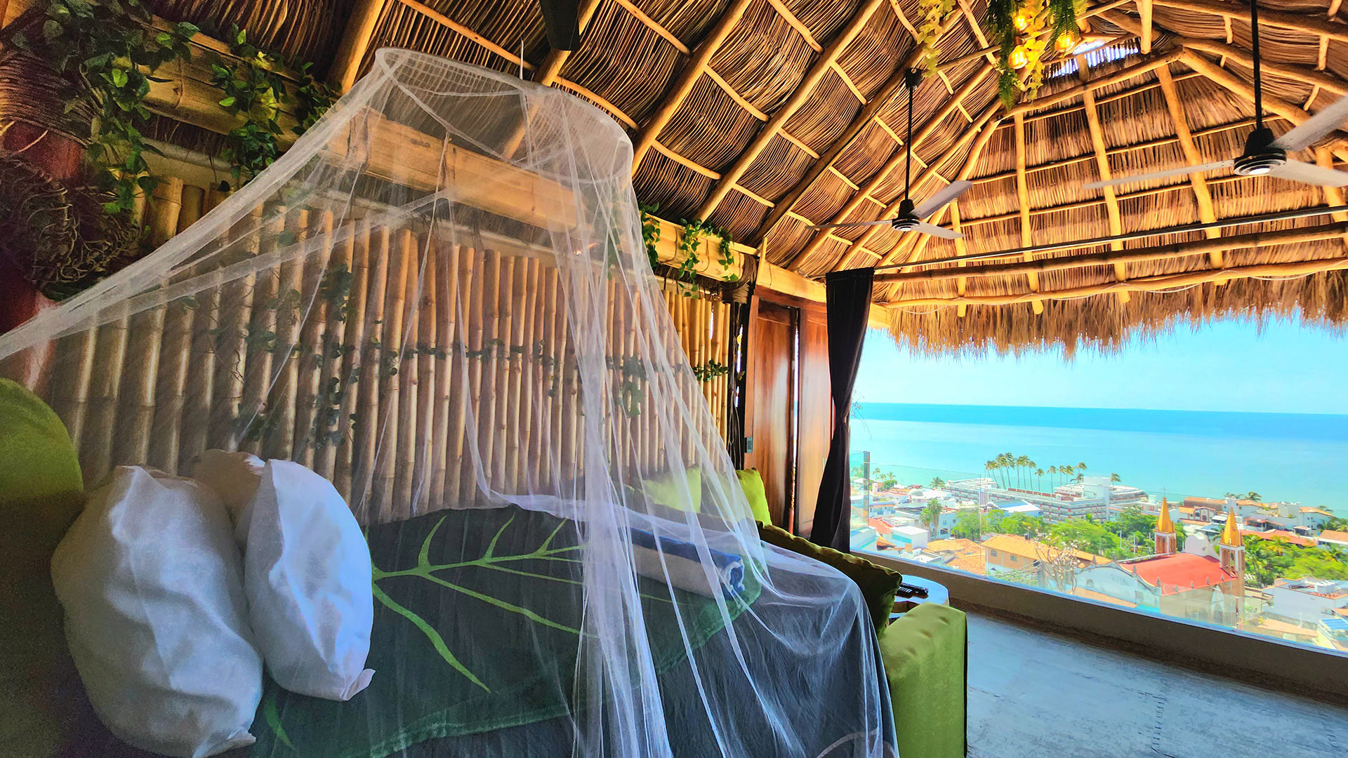 Ocean view from the tree-house of Sunset Rentals in Puerto Vallarta